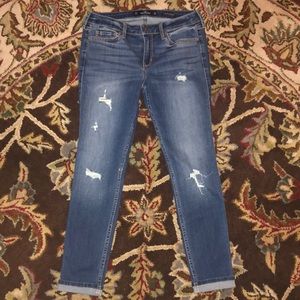 Low-Rise crop (classic stretch) Hollister jeans